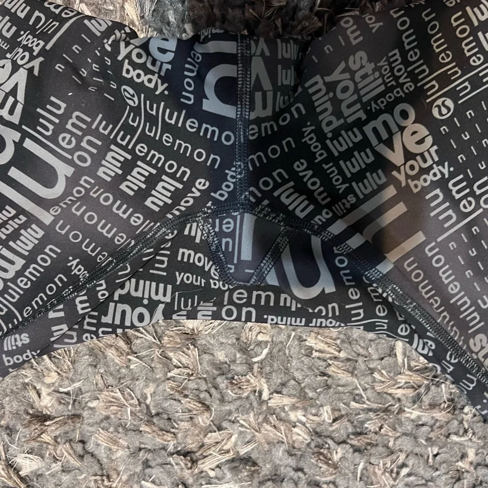 LULULEMON Leggings - Picture 8 of 8